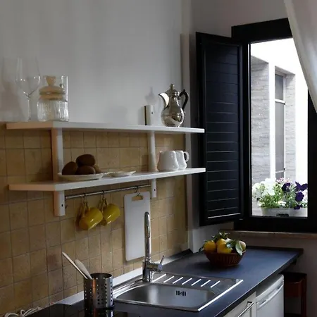 Casa Dei Nodi Pozzillo Bed & Breakfast