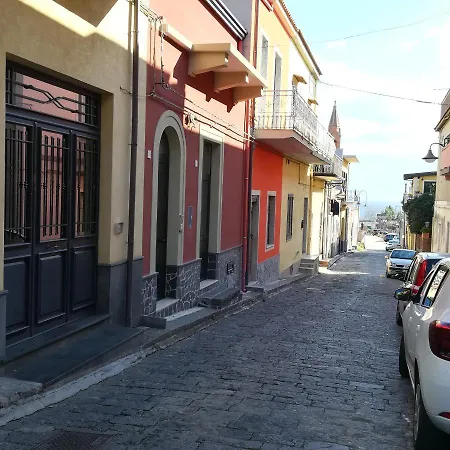 Casa Dei Nodi Pozzillo Bed & Breakfast